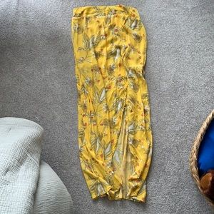 Yellow skirt